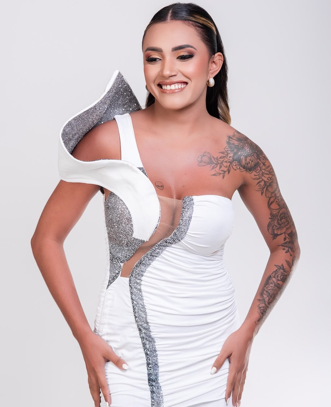 ADRYLLA KALINE PEREIRA FERNANDES